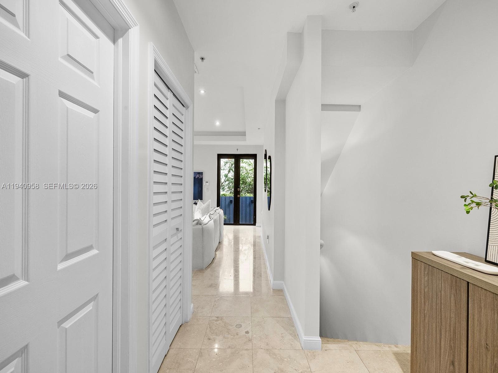PALMS OF SUNSET CONDO · #G in South Miami - Photo 2