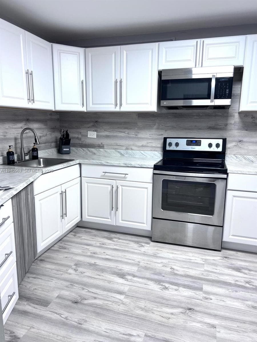 JADE WINDS GROUP ALLAMAND · #403-3 in Miami - Photo 27