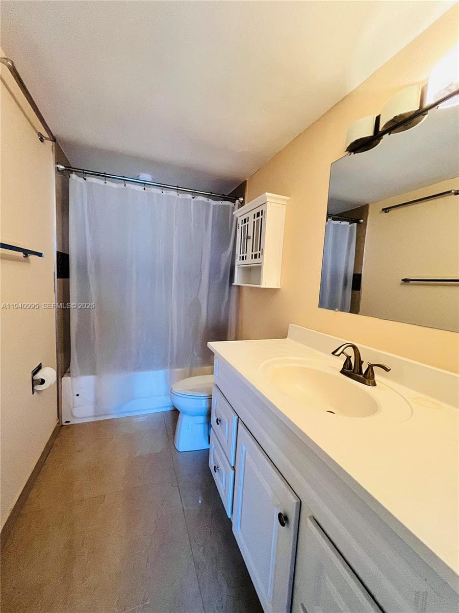 OLYMPUS CONDO PHASE · #1803 in Hallandale Beach - Photo 11
