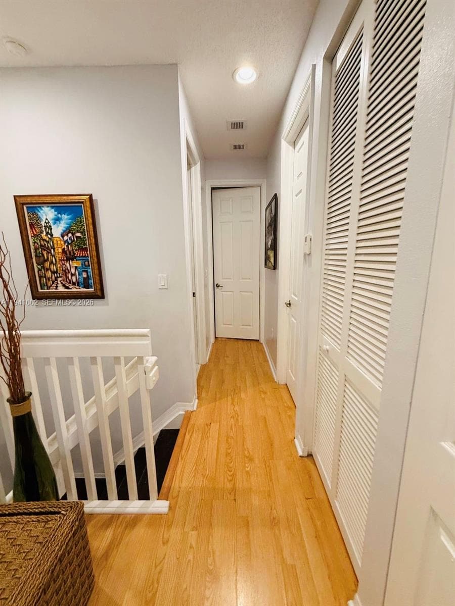 2279 NE 42nd Cir photo 17