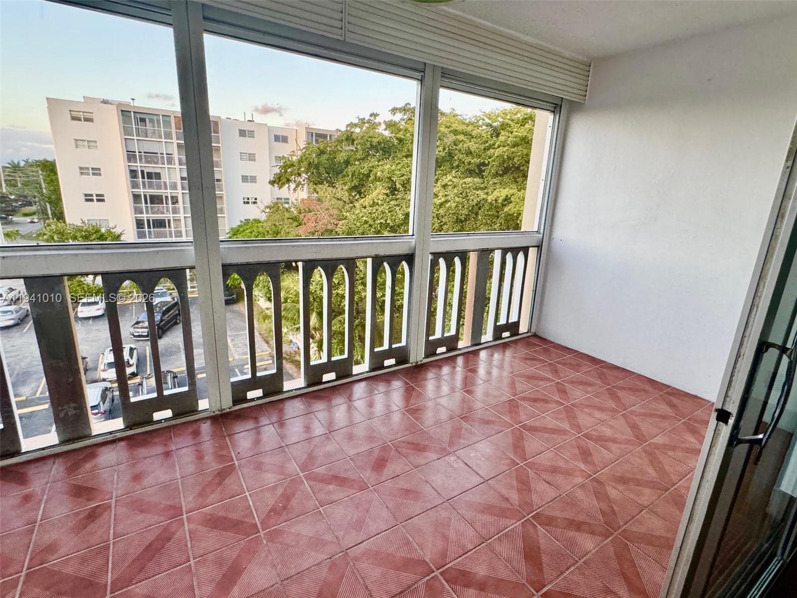 MEADOWBROOK CONDO APTS BL · #501 in Hallandale Beach - Photo 14
