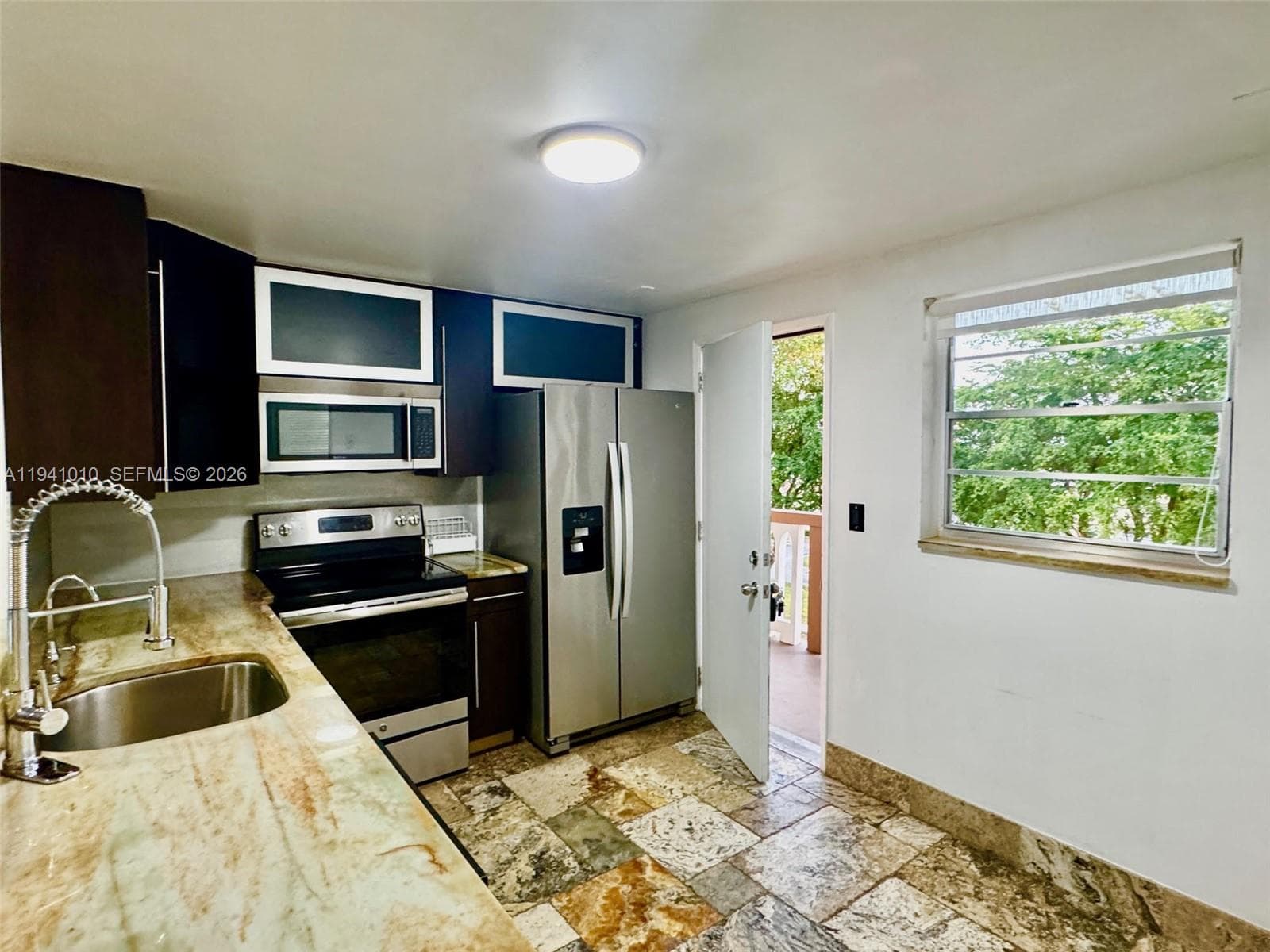 MEADOWBROOK CONDO APTS BL · #501 in Hallandale Beach - Photo 8