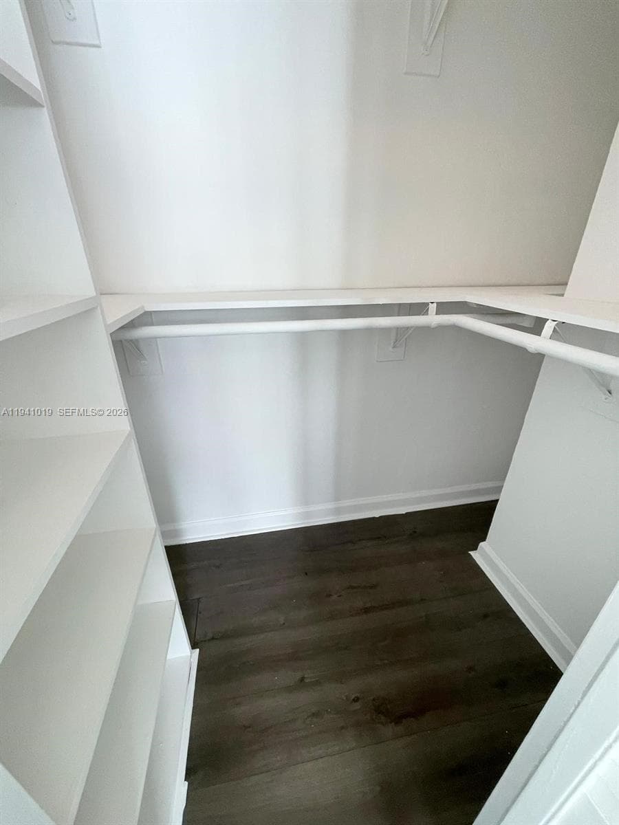 SOBE PHOENIX CONDO · #202 in Miami Beach - Photo 16