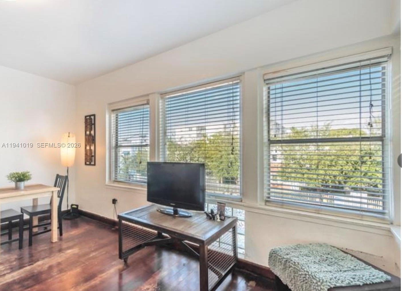 SOBE PHOENIX CONDO · #202 in Miami Beach - Photo 4