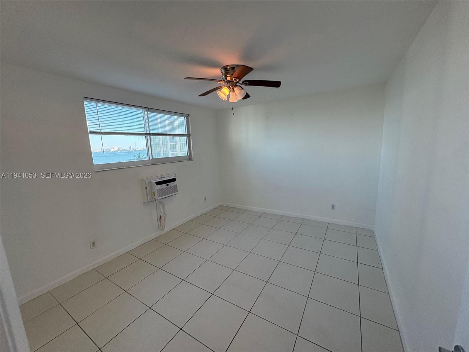 BAYSIDE TERRACE CONDO · #606 in Miami - Photo 11
