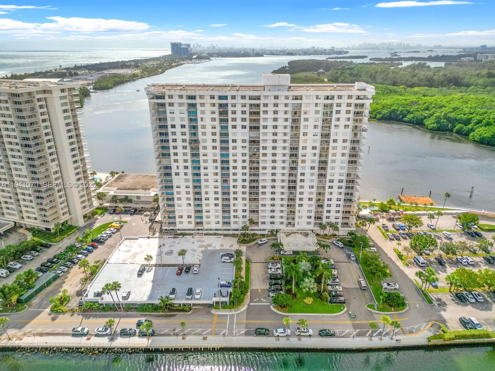 Arlen House · #Ph21 in Sunny Isles Beach - Photo 6