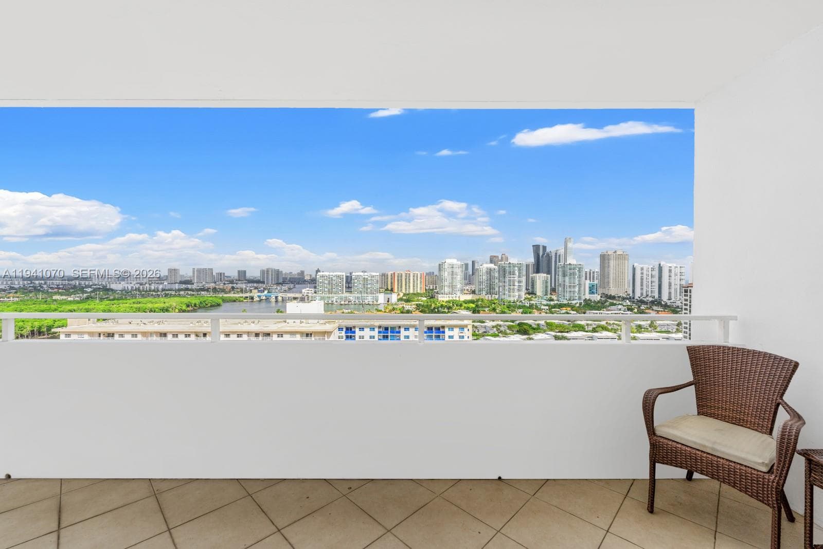 Arlen House · #Ph21 in Sunny Isles Beach - Photo 15