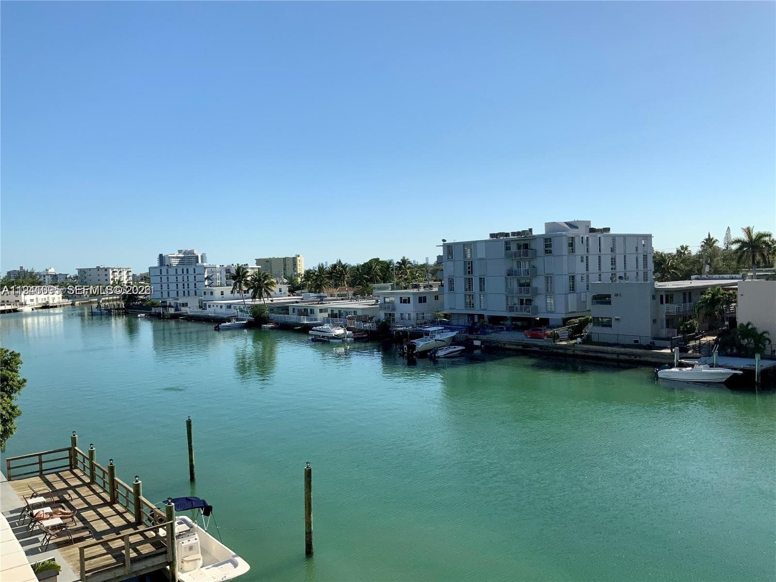SUNDIAL TOWERS CONDO · #4F in Miami Beach - Photo 1