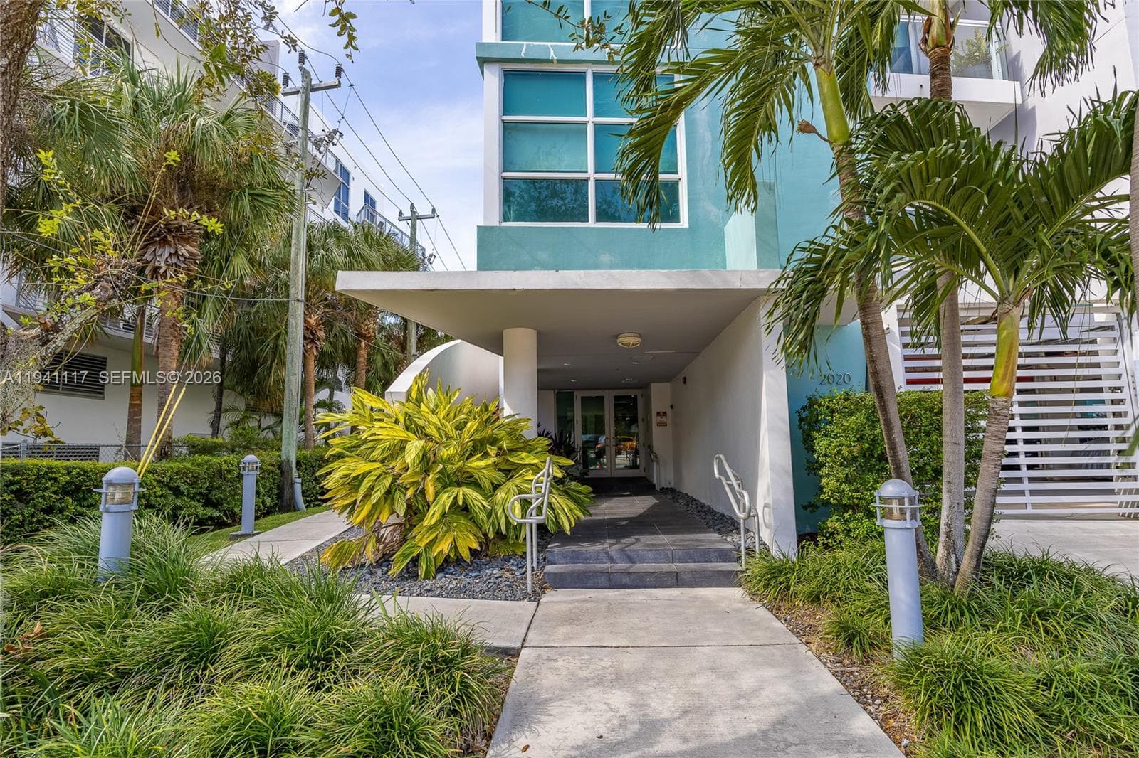 2020 LOFTS CONDO · #202 in Miami Beach - Photo 14