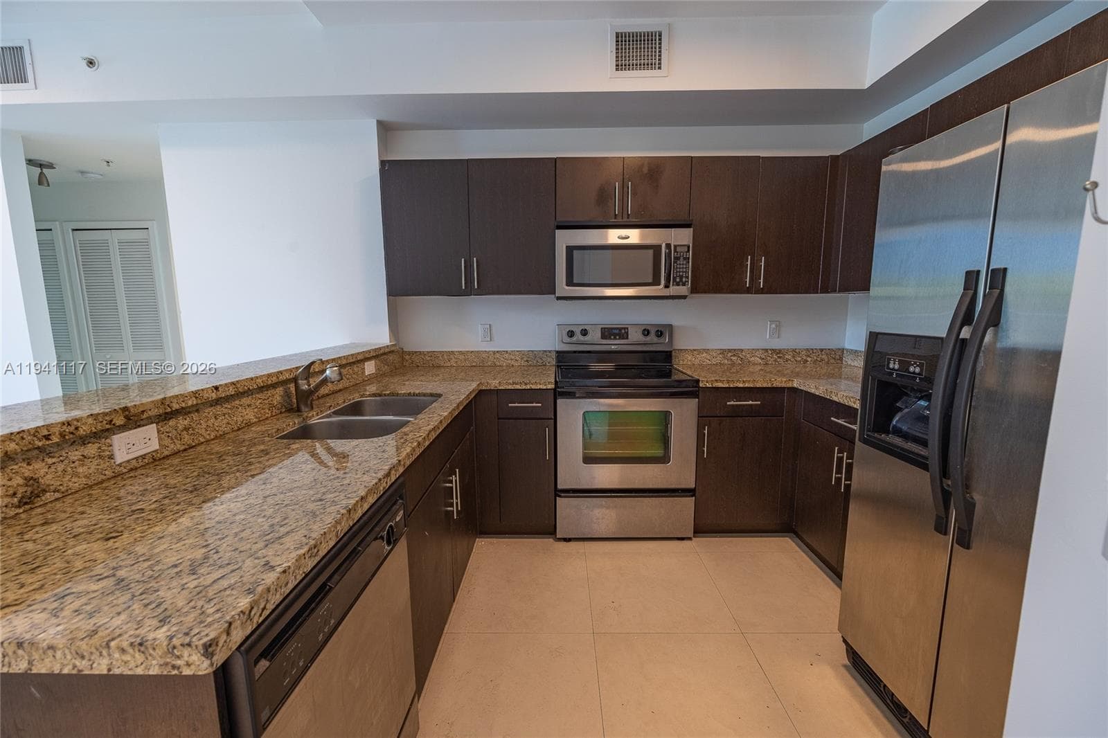 2020 LOFTS CONDO · #202 in Miami Beach - Photo 8