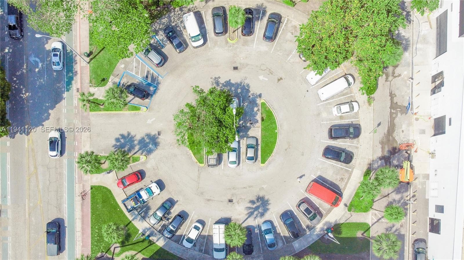 Public Parking Lot Perfect for Guests/Visitors