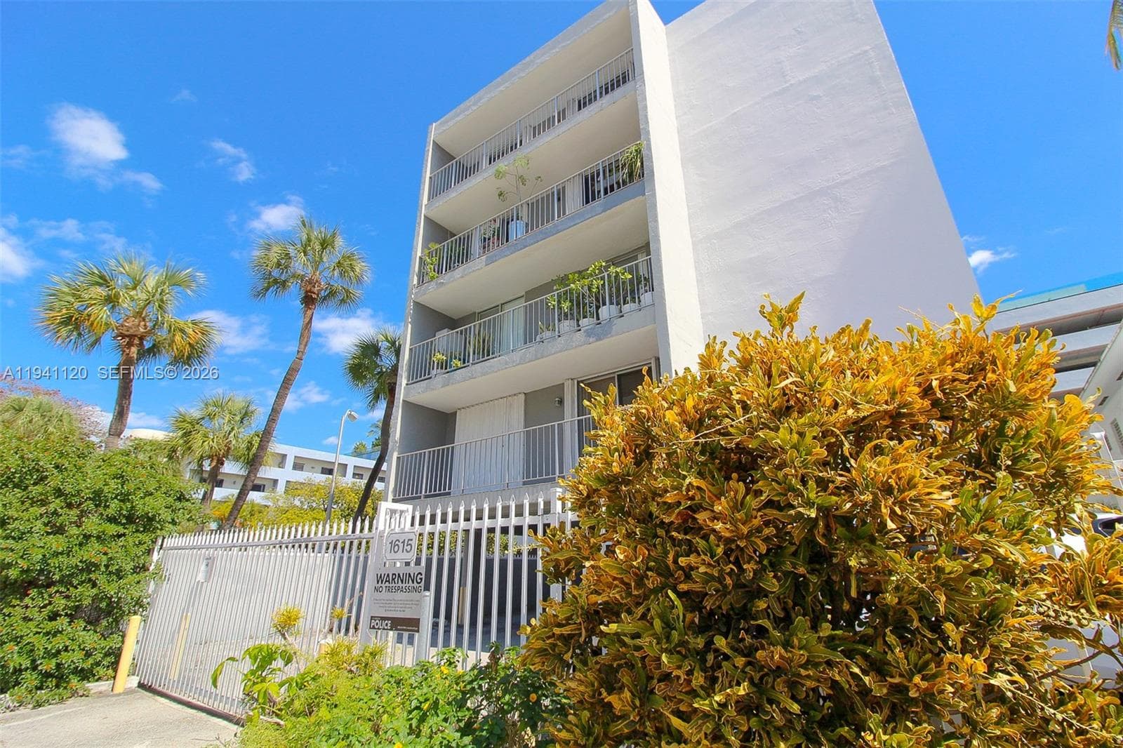 WEST COURT CONDO · #304 in Miami Beach - Photo 18