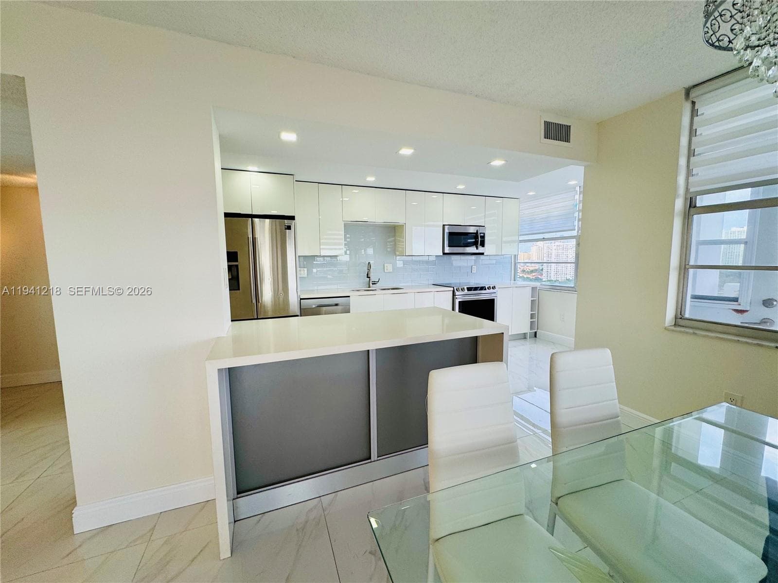 Del Prado · #1605 in Aventura - Photo 21