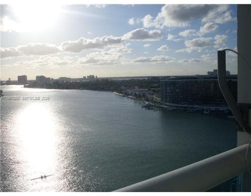 Aquasol condominium · #15O in Miami Beach - Photo 1