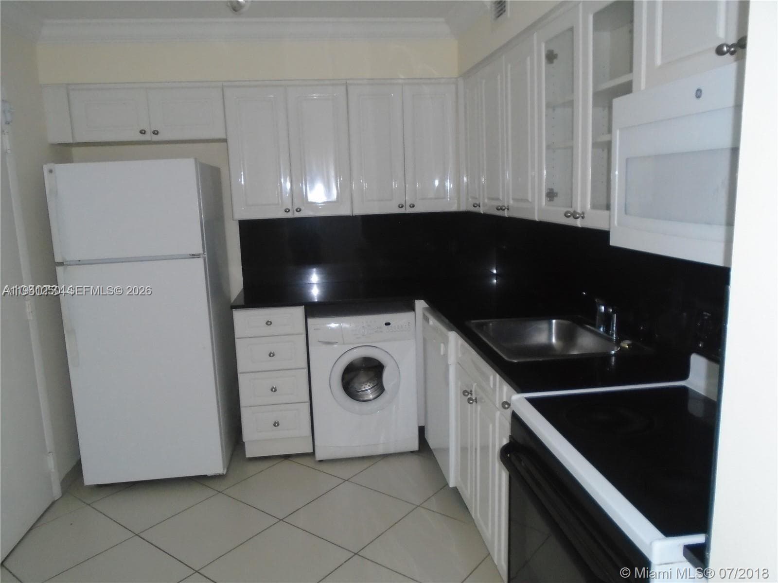 Aquasol condominium · #15O in Miami Beach - Photo 14