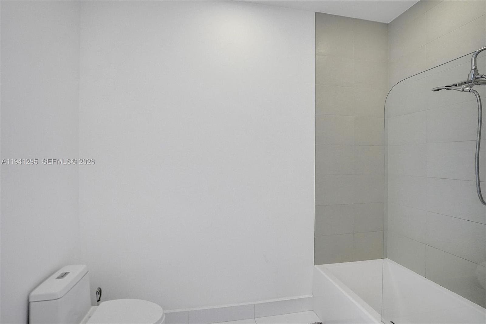 BEACHWALK CONDOMINIUM · #T3303 in Hallandale Beach - Photo 18