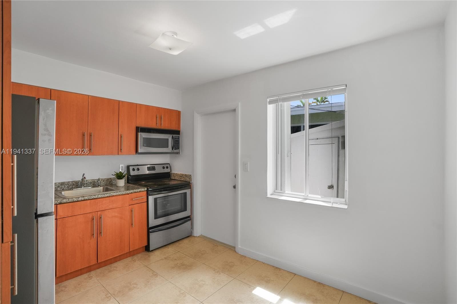 932 MOFFETT CONDO · #5 in Hallandale Beach - Photo 2