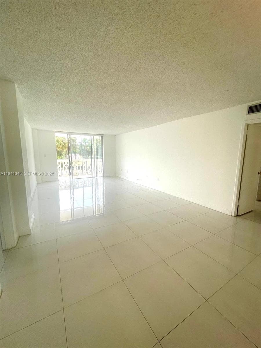 Keystone Harbor Club · #201 in North Miami - Photo 5