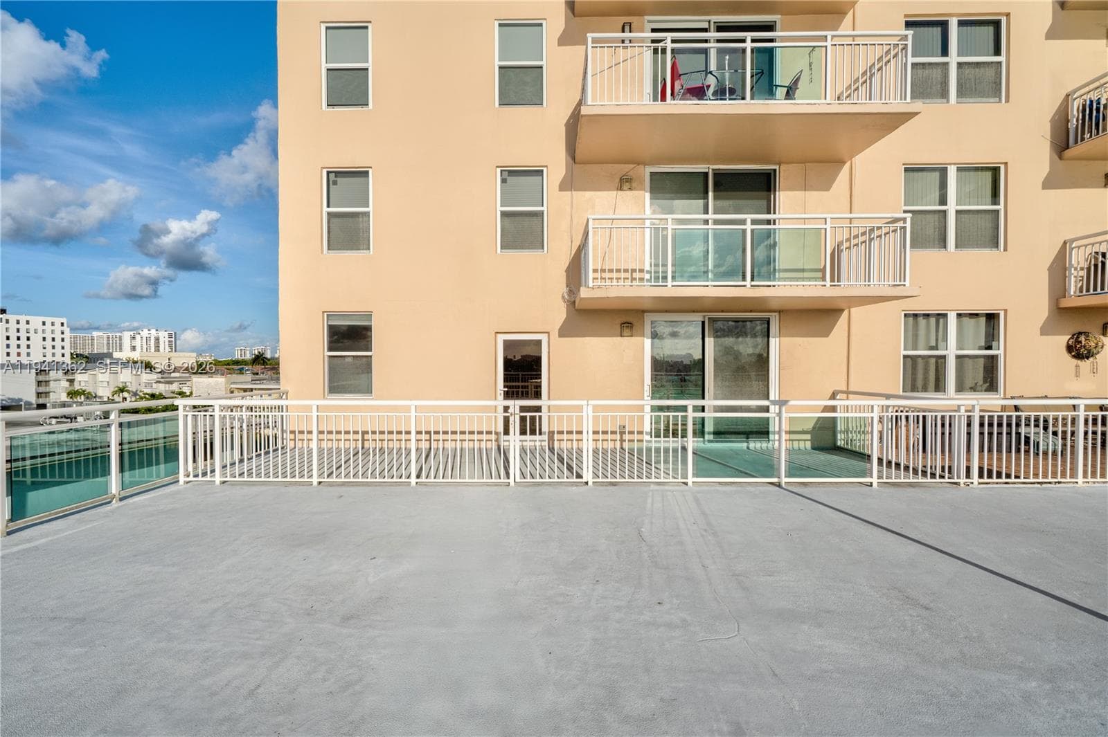 Golden Horn Condo · #4D in Hallandale Beach - Photo 24