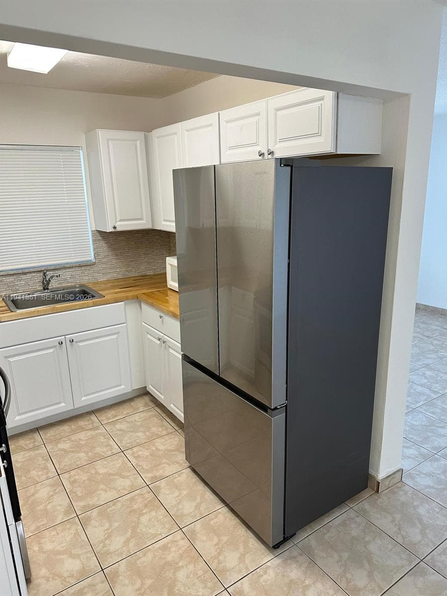 GULFSTREAM VIEW CONDO · #107 in Hallandale Beach - Photo 3