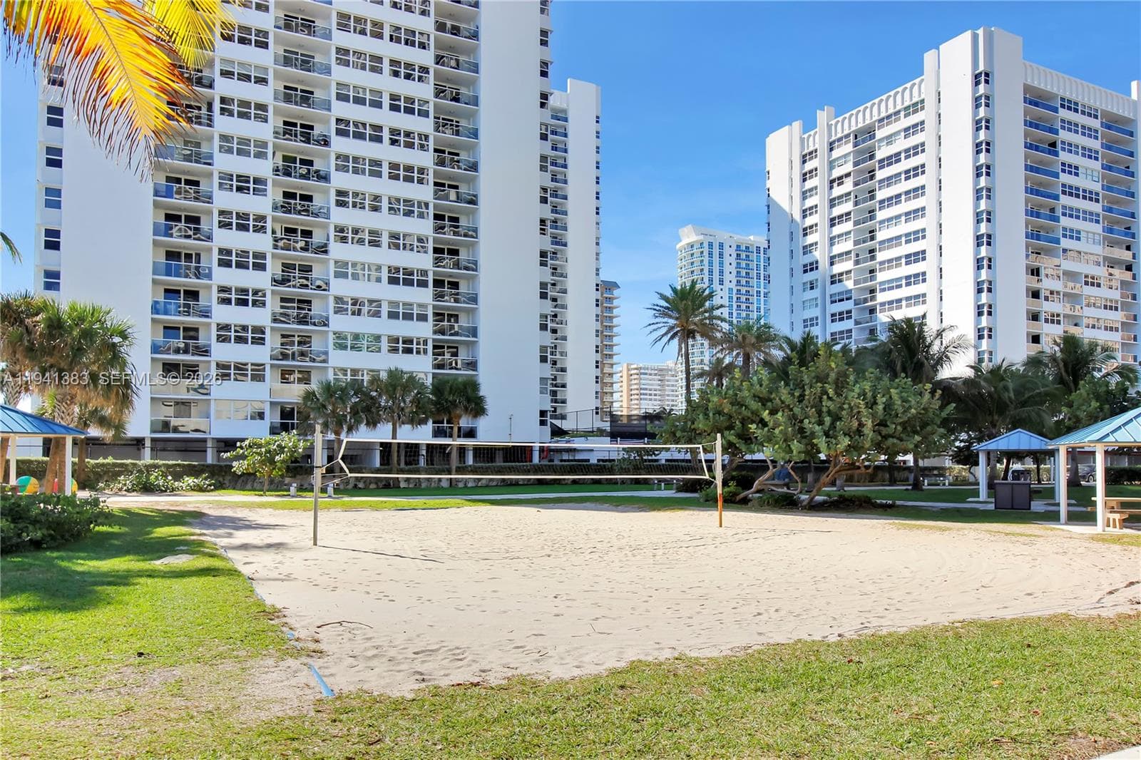 Plaza Tower South · #311 in Hallandale Beach - Photo 26
