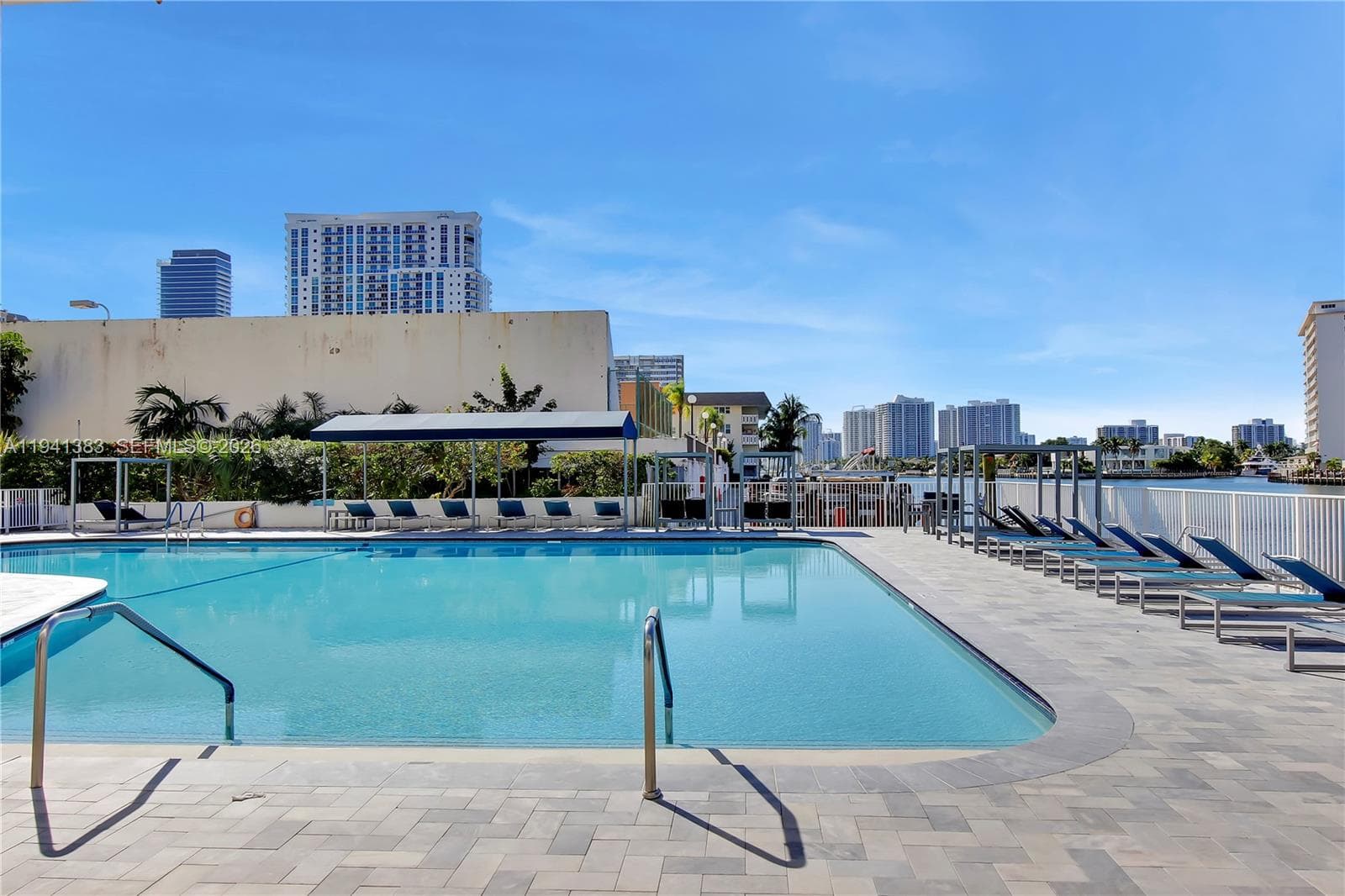 Plaza Tower South · #311 in Hallandale Beach - Photo 20