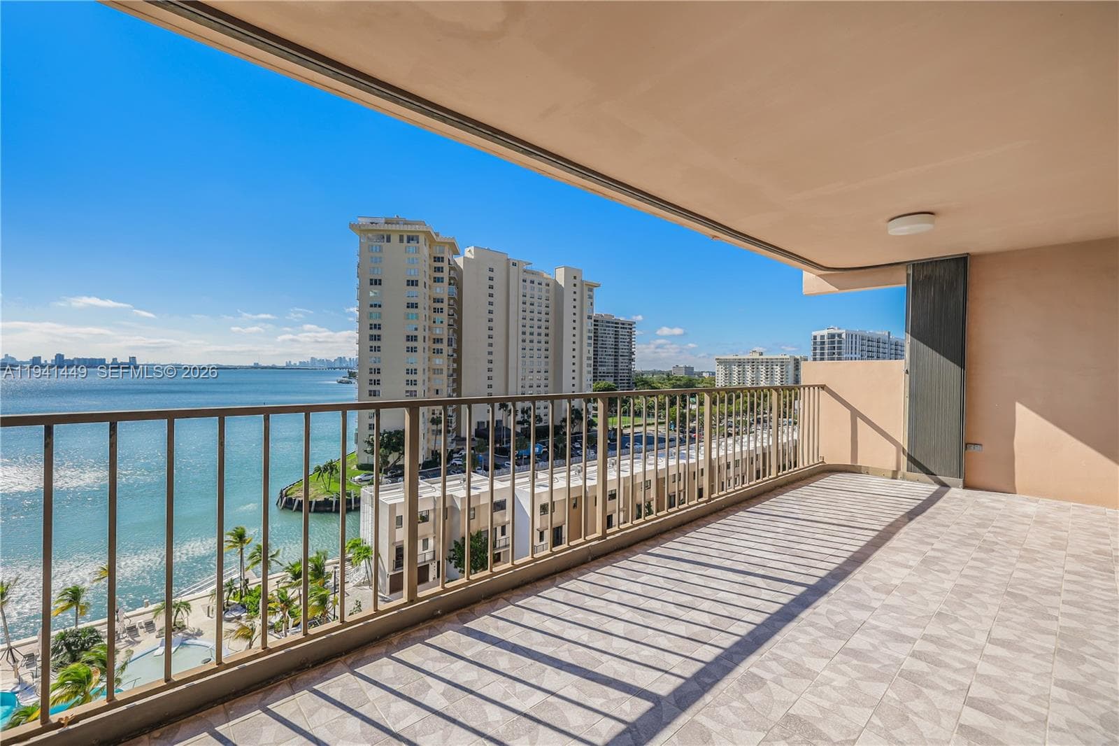 CRICKET CLUB CONDO · #1004 in Miami - Photo 6