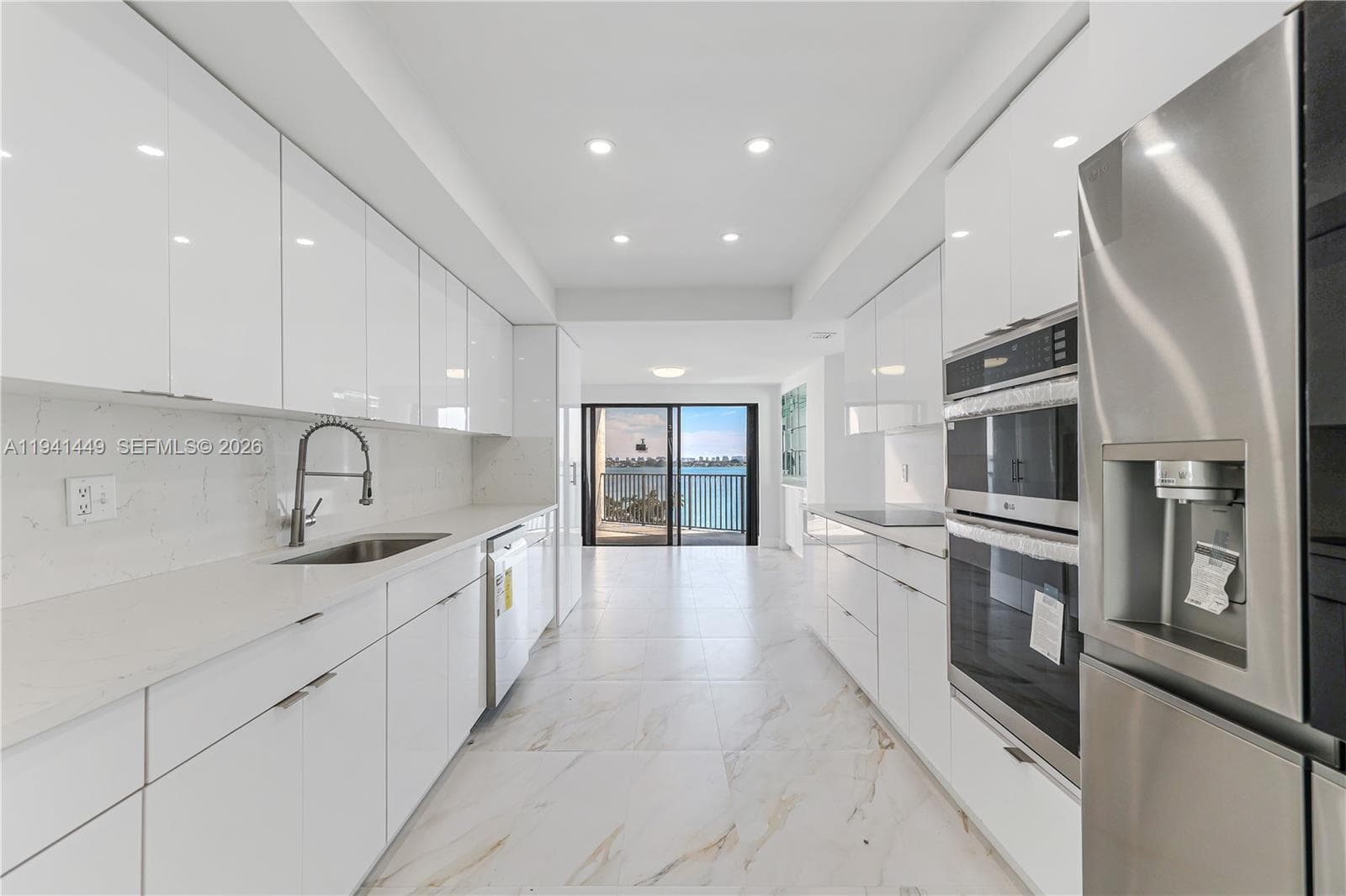 CRICKET CLUB CONDO · #1004 in Miami - Photo 17