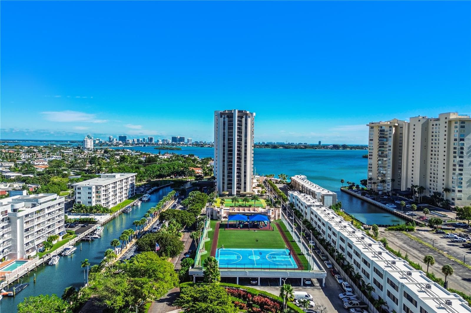 CRICKET CLUB CONDO · #1004 in Miami - Photo 53