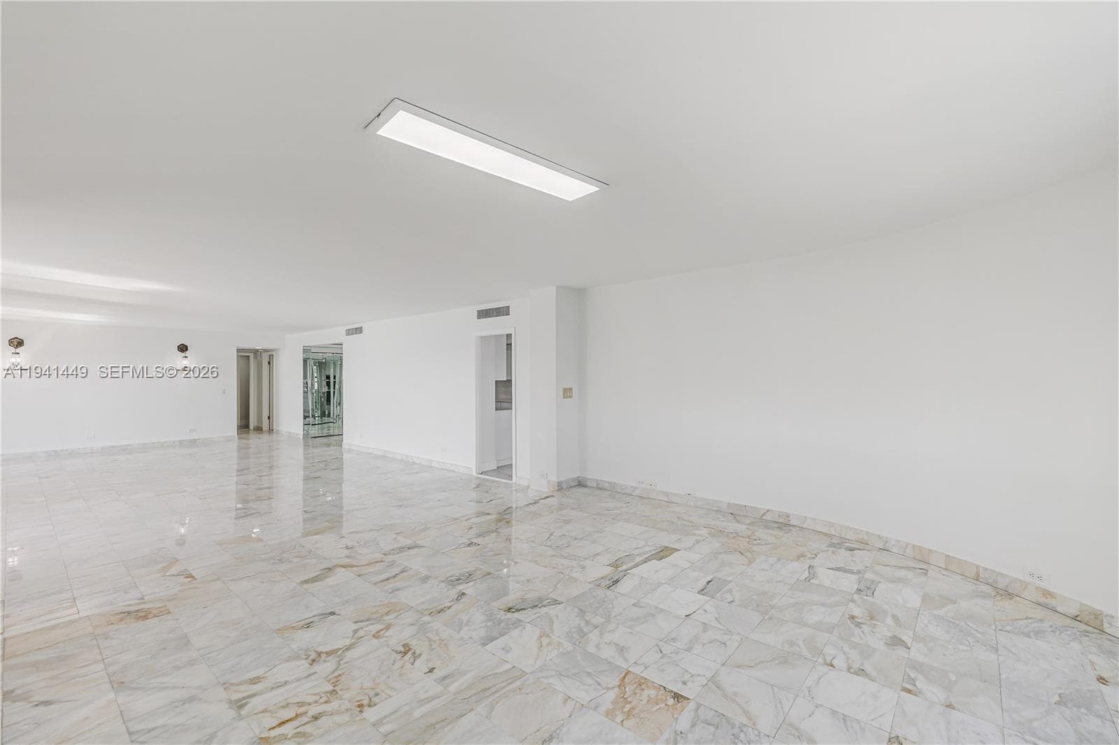 CRICKET CLUB CONDO · #1004 in Miami - Photo 28