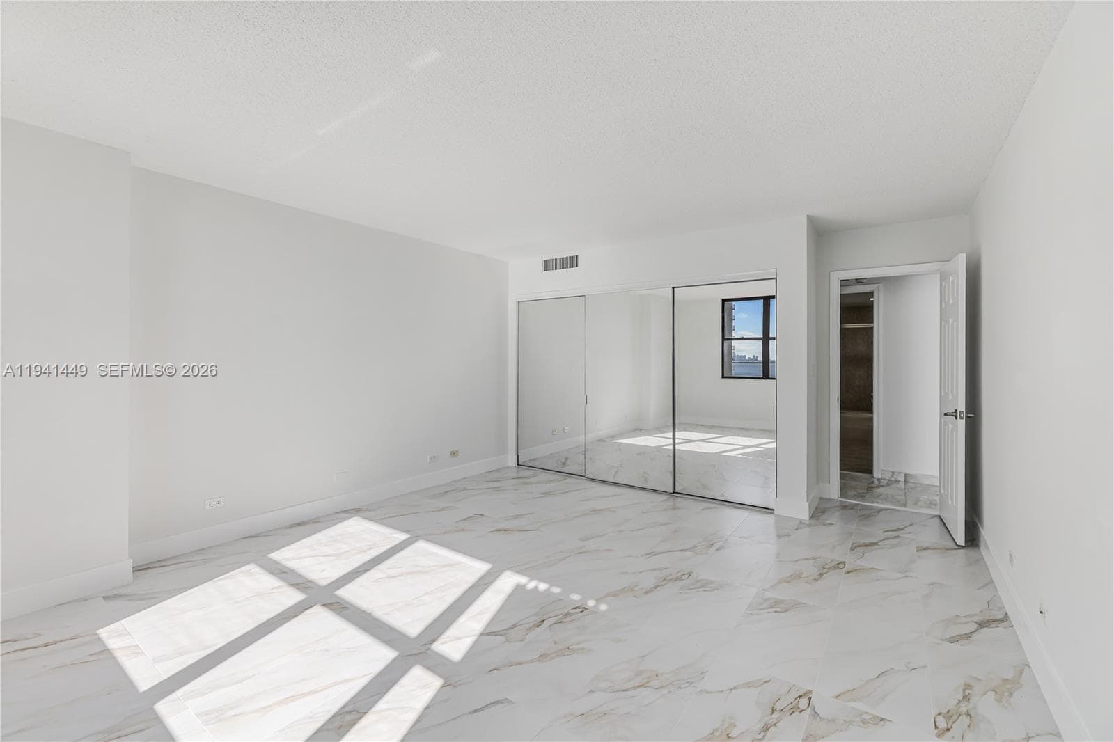 CRICKET CLUB CONDO · #1004 in Miami - Photo 33