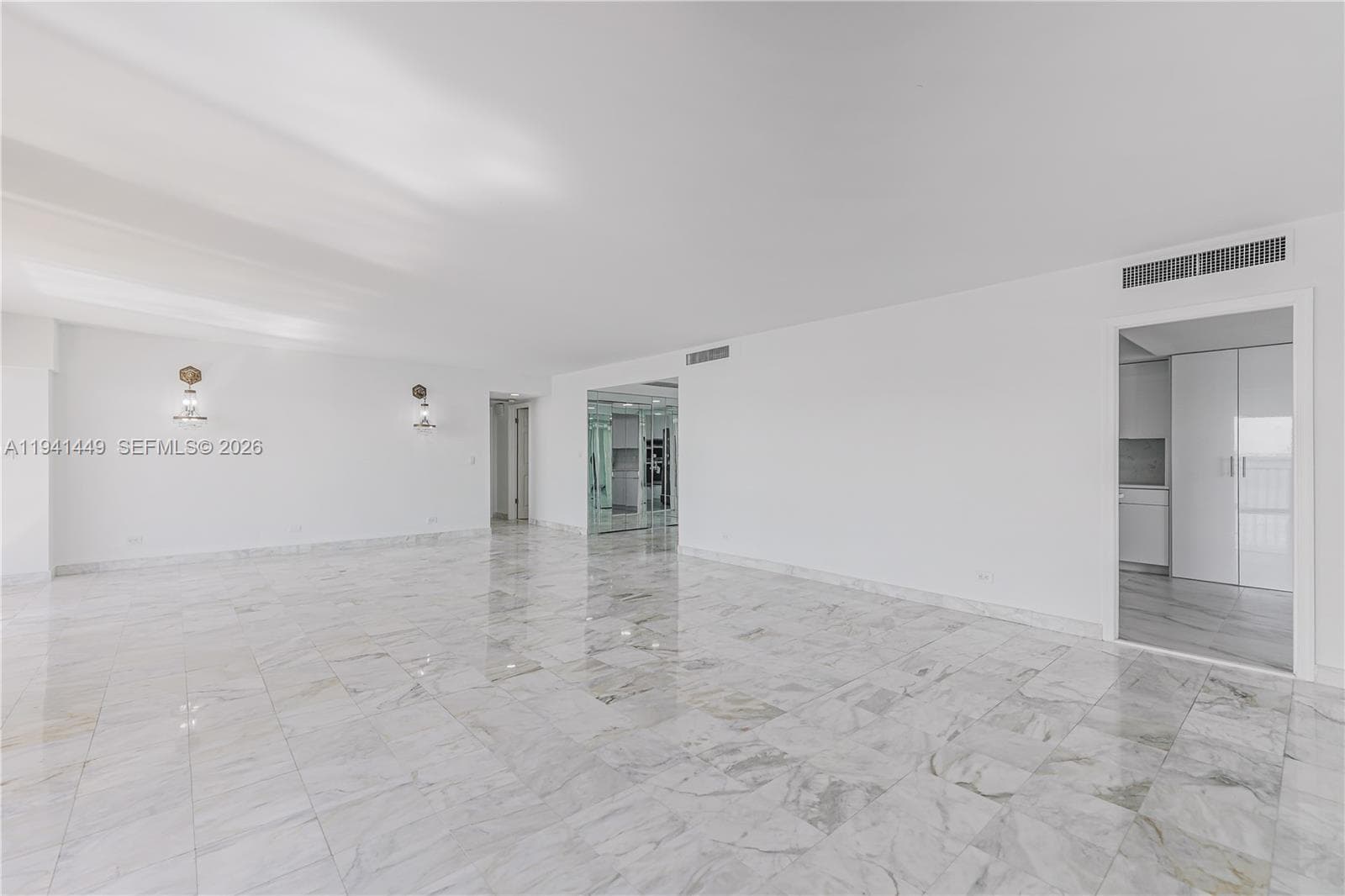 CRICKET CLUB CONDO · #1004 in Miami - Photo 11