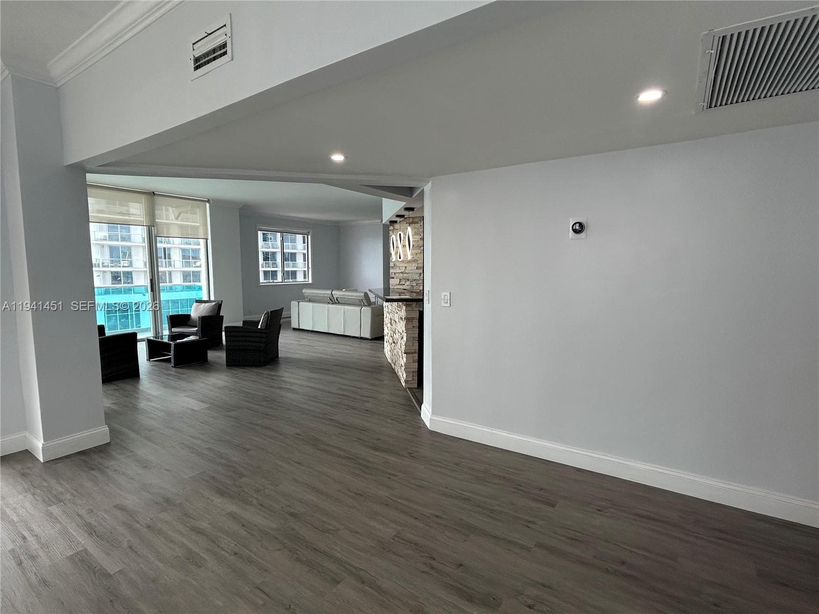 SIAN OCEAN RESIDENCES CON · #PH11 in Hollywood - Photo 3
