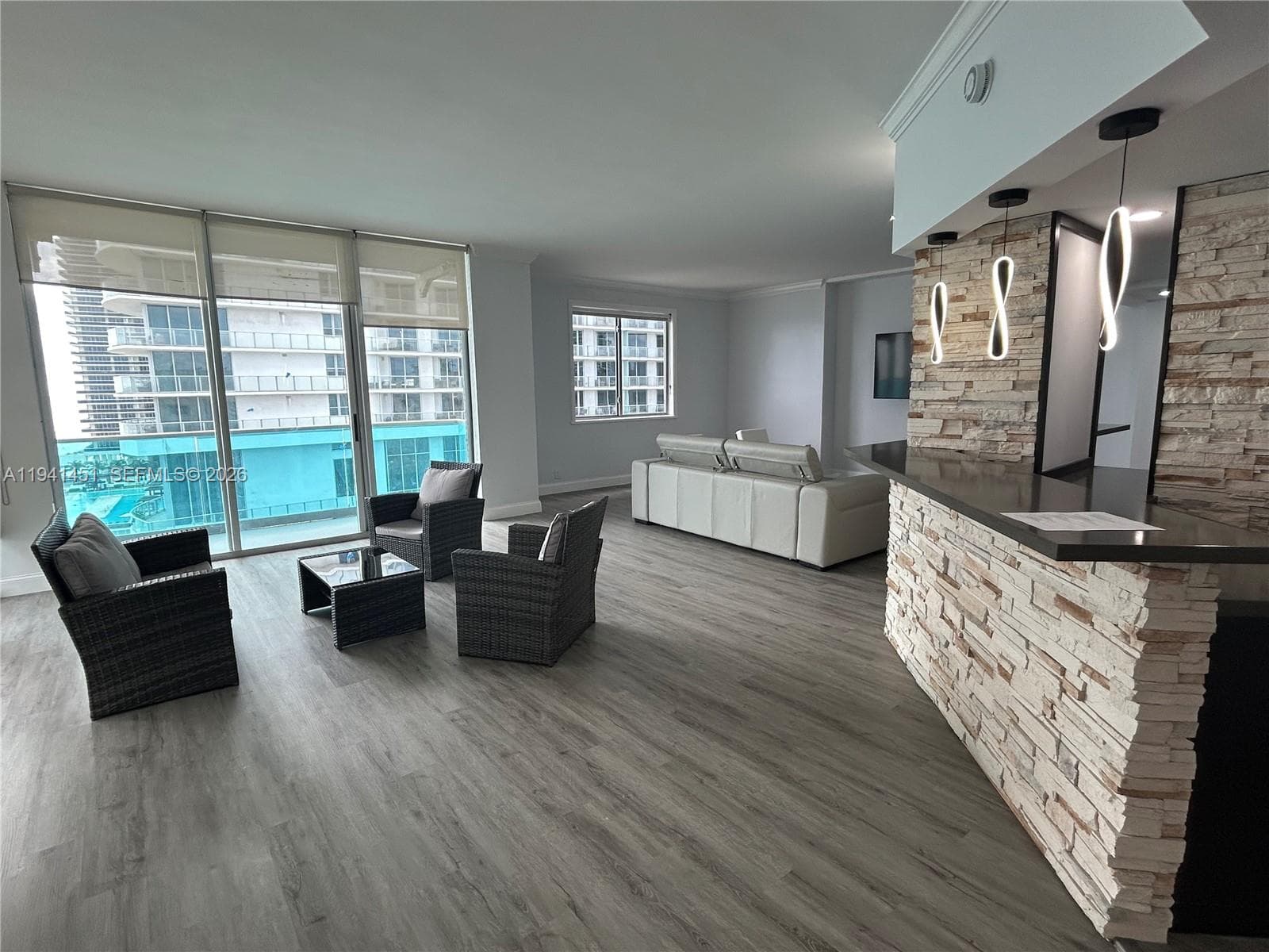 SIAN OCEAN RESIDENCES CON · #PH11 in Hollywood - Photo 5