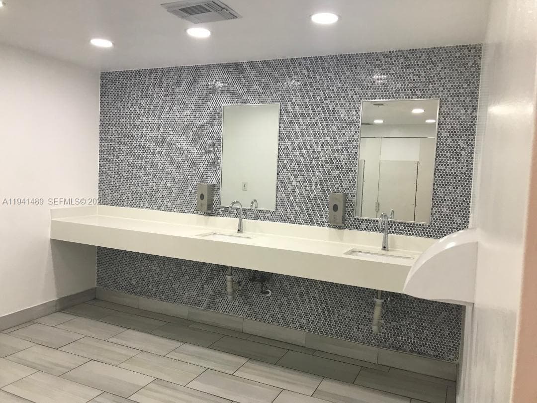 PLAZA OF AMERICAS CONDO P · #314 in Sunny Isles Beach - Photo 12