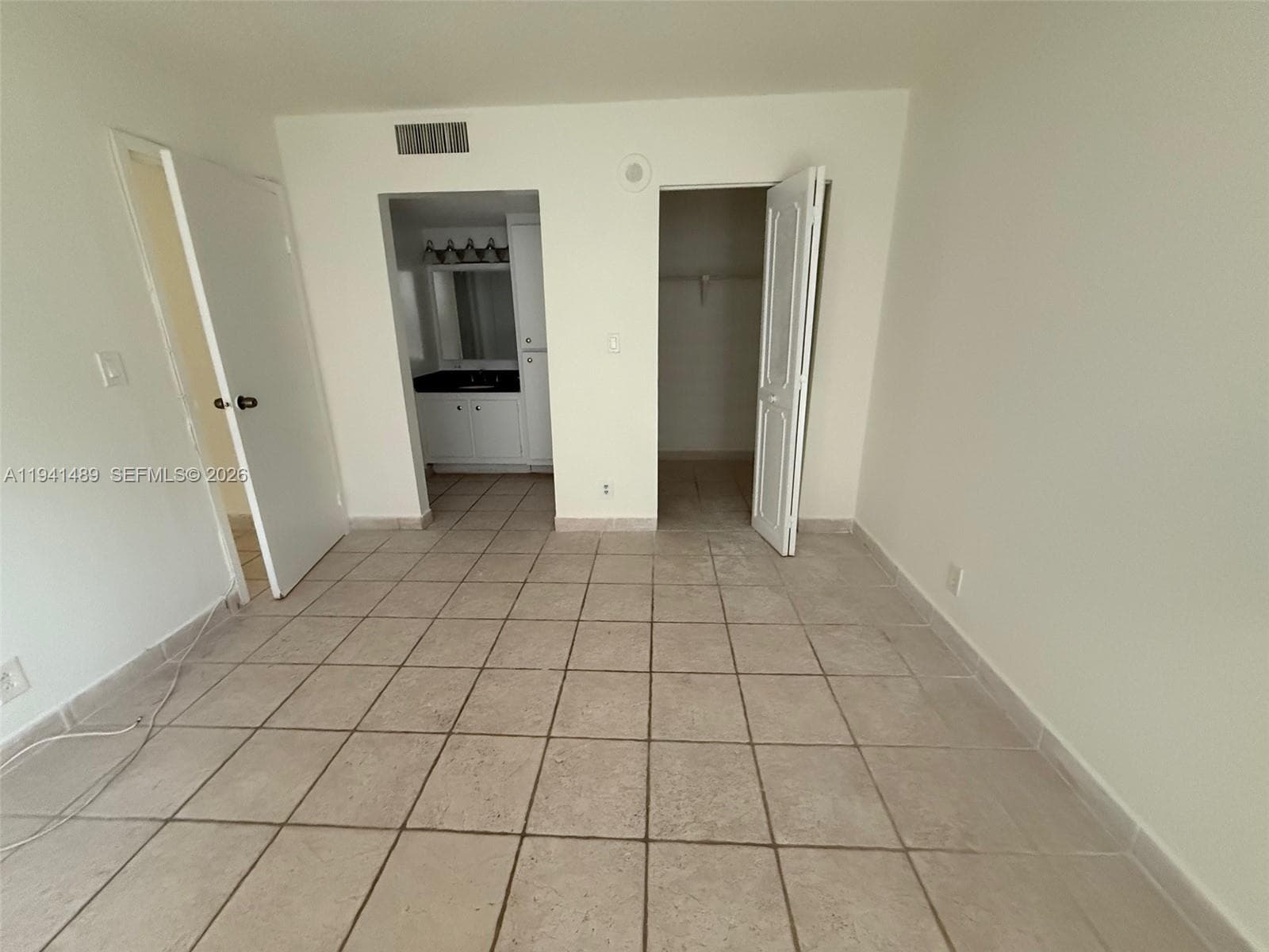 PLAZA OF AMERICAS CONDO P · #314 in Sunny Isles Beach - Photo 34