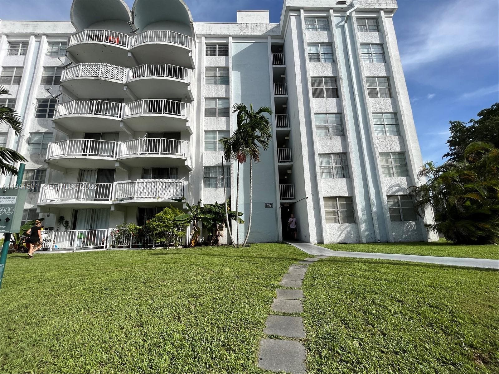 MONTECARLO CONDO · #C-611 in Miami - Photo 12