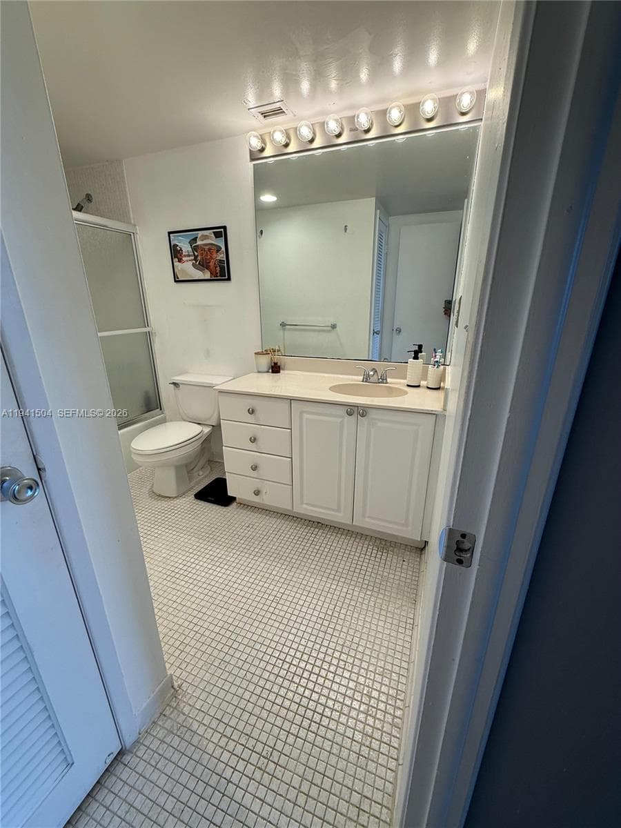 OCEANVIEW BUILDING A COND · #1217 in Sunny Isles Beach - Photo 11