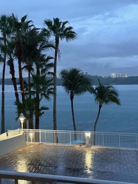 ISLAND POINTE CONDO · #3T in Bay Harbor Islands - Photo 2