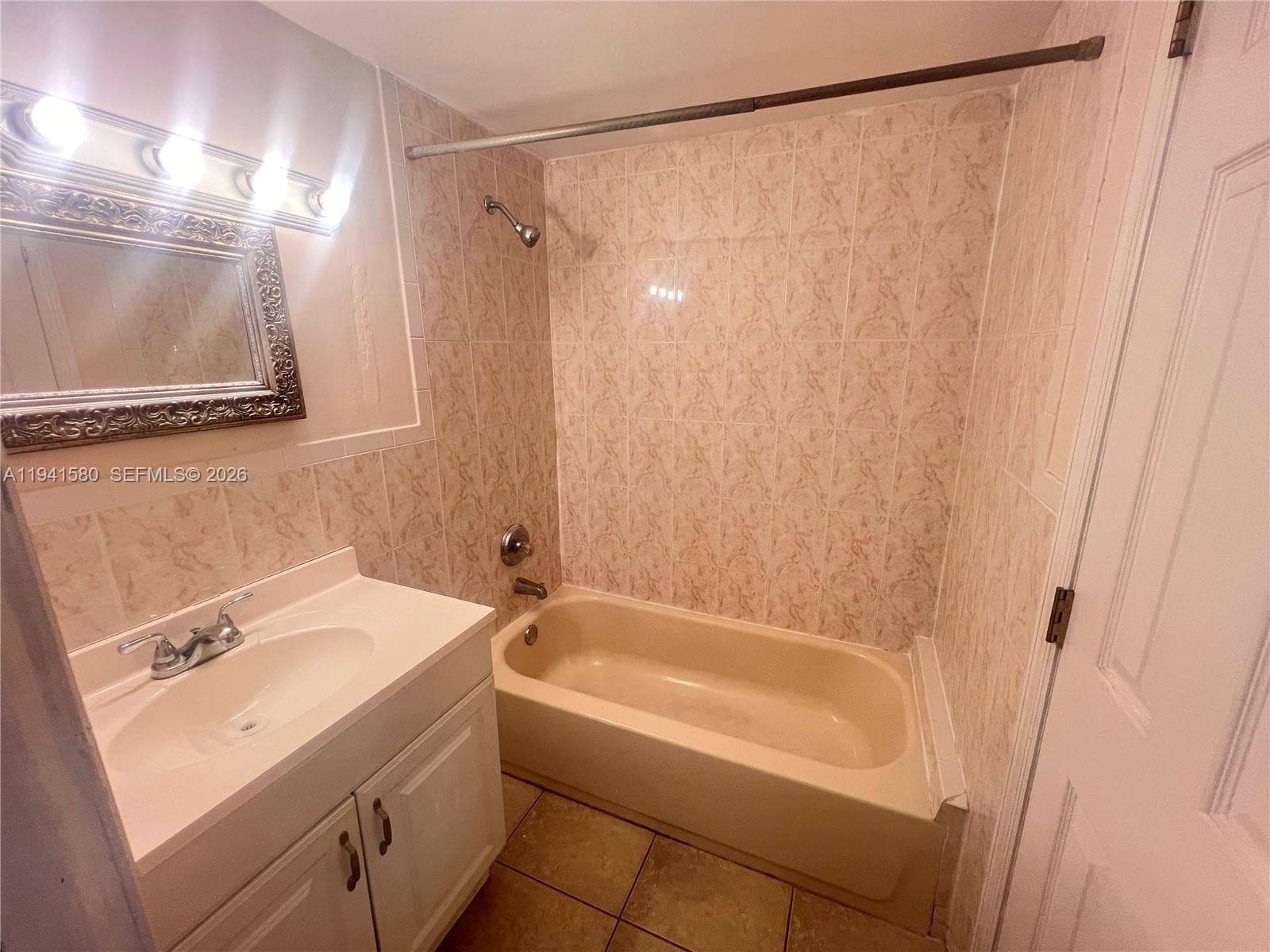 GOLD COAST CONDO · #203 in North Miami - Photo 7