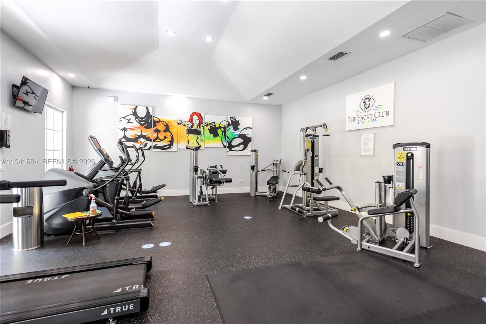 YACHT CLUB AT AVENTURA · #7104 in Aventura - Photo 29
