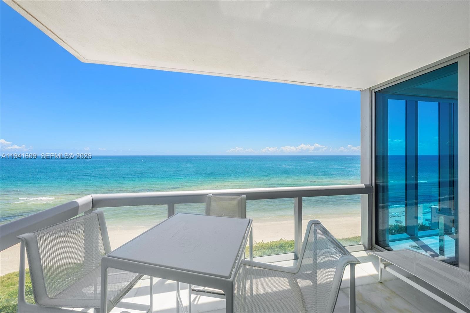 Carillon Miami Beach · #1205 in Miami Beach - Photo 7