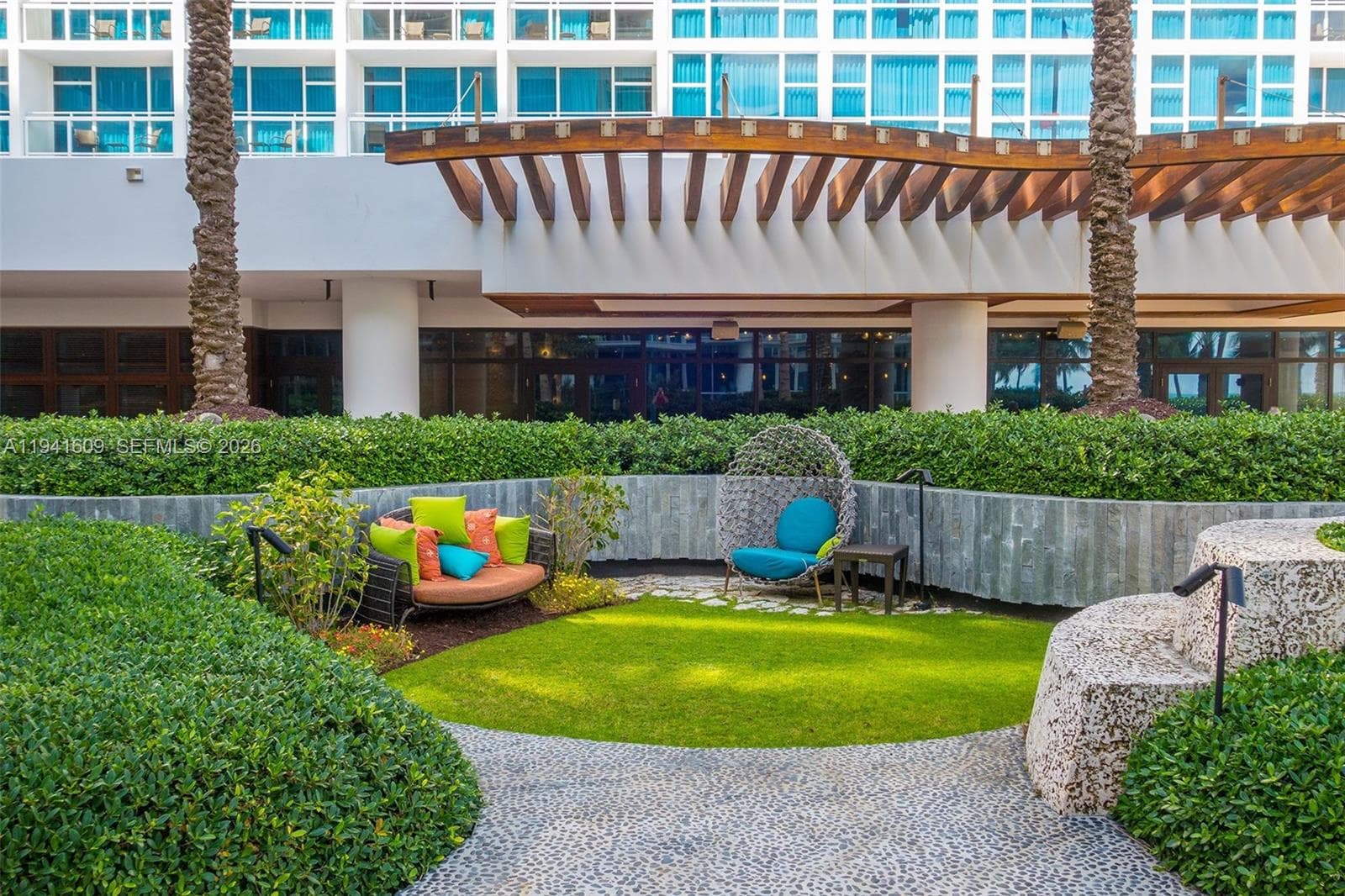 Carillon Miami Beach · #1205 in Miami Beach - Photo 25