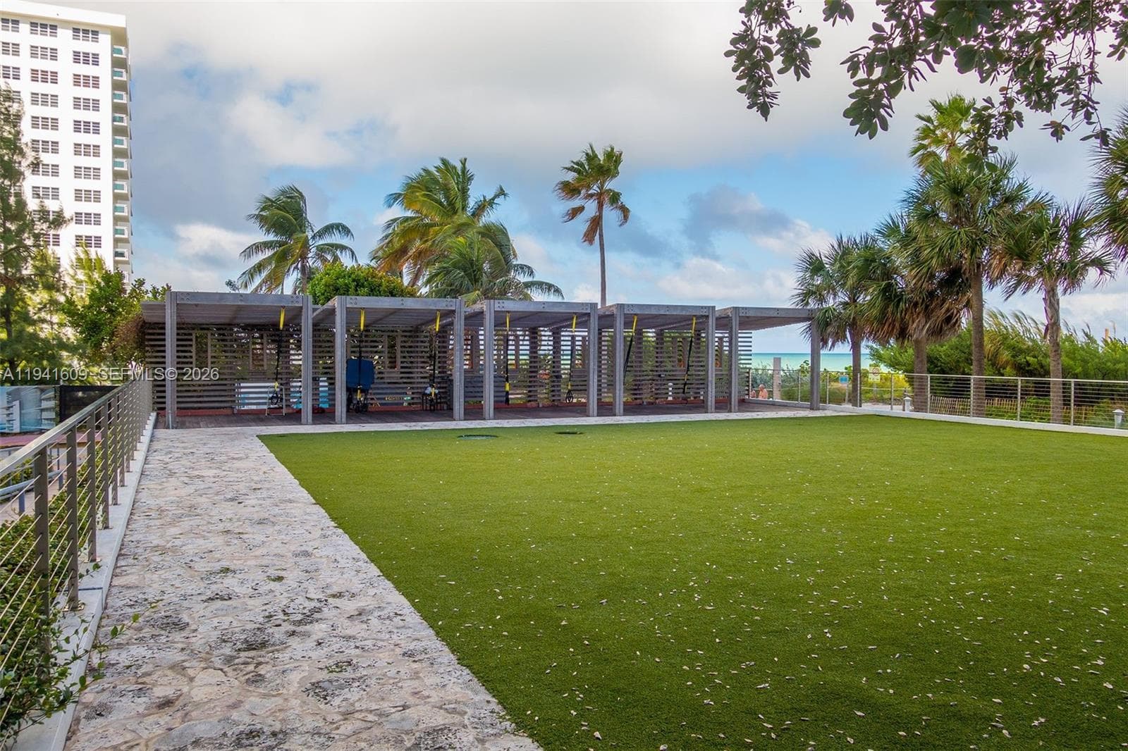 Carillon Miami Beach · #1205 in Miami Beach - Photo 21