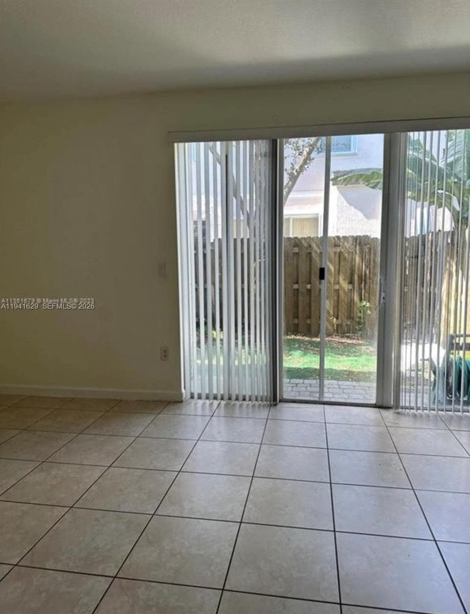 152 SE 29th Ave #4 photo 2