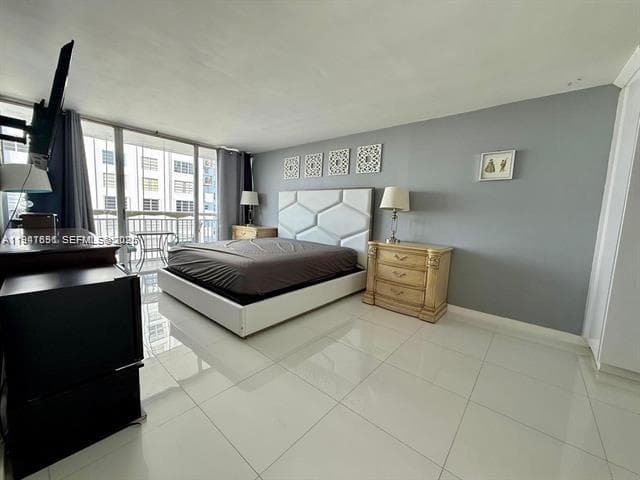 DEL PRADO MARINA · #1604 in Aventura - Photo 12