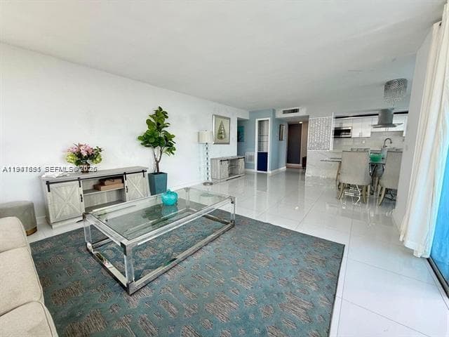DEL PRADO MARINA · #1604 in Aventura - Photo 3