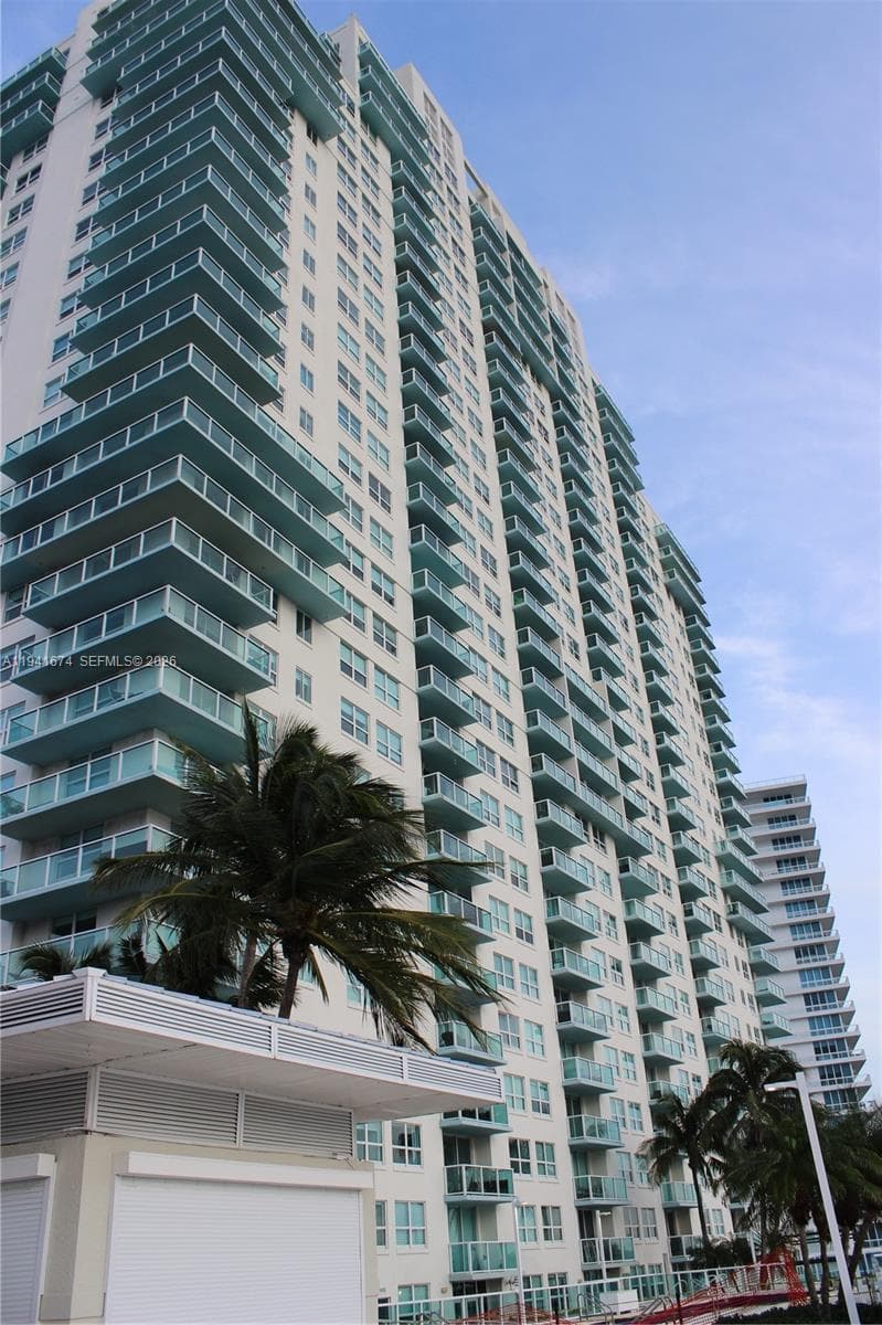 THE FLORIDIAN CONDO · #810 in Miami Beach - Photo 35