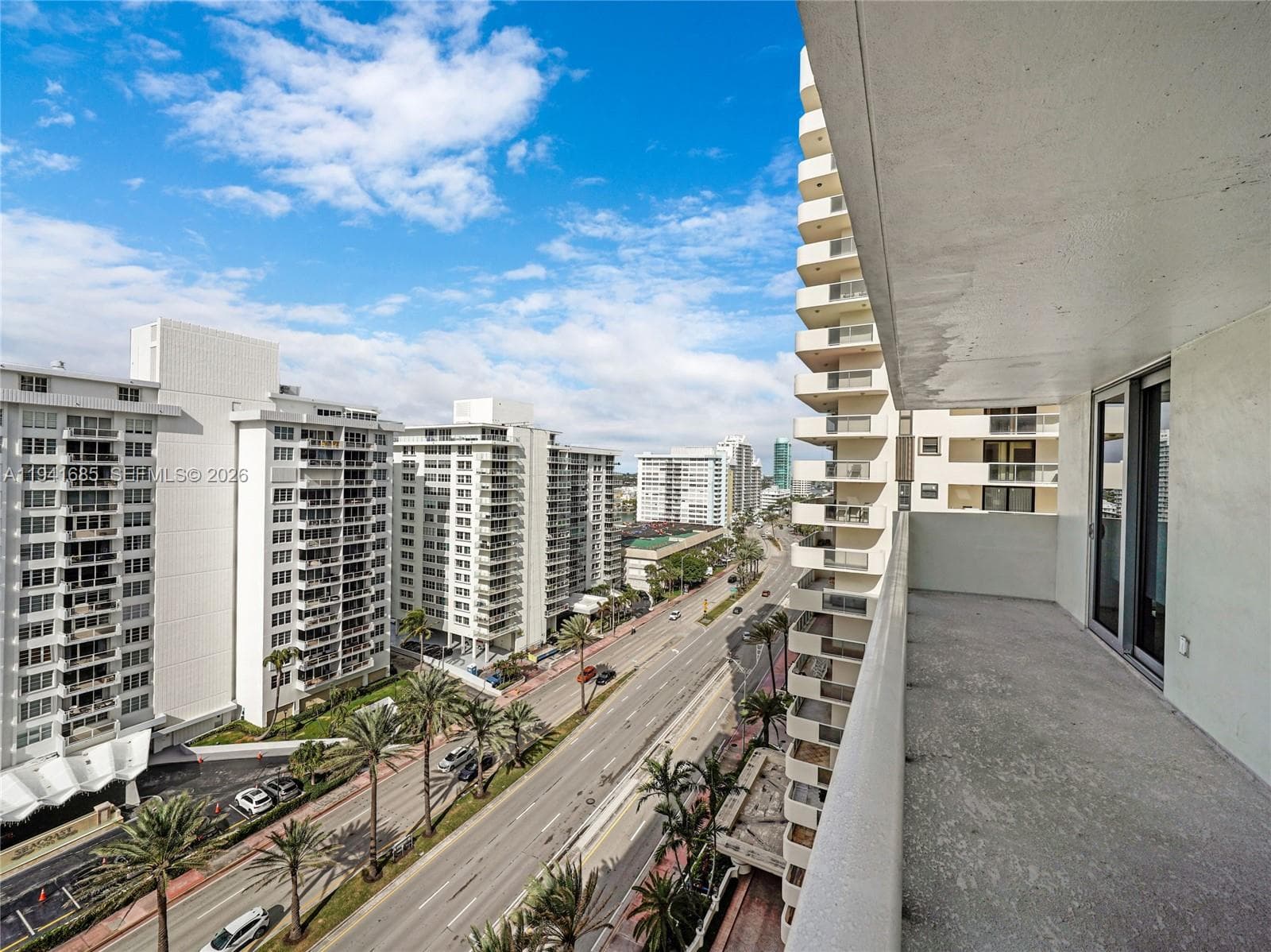 ARLEN BEACH CONDO · #1415 in Miami Beach - Photo 5