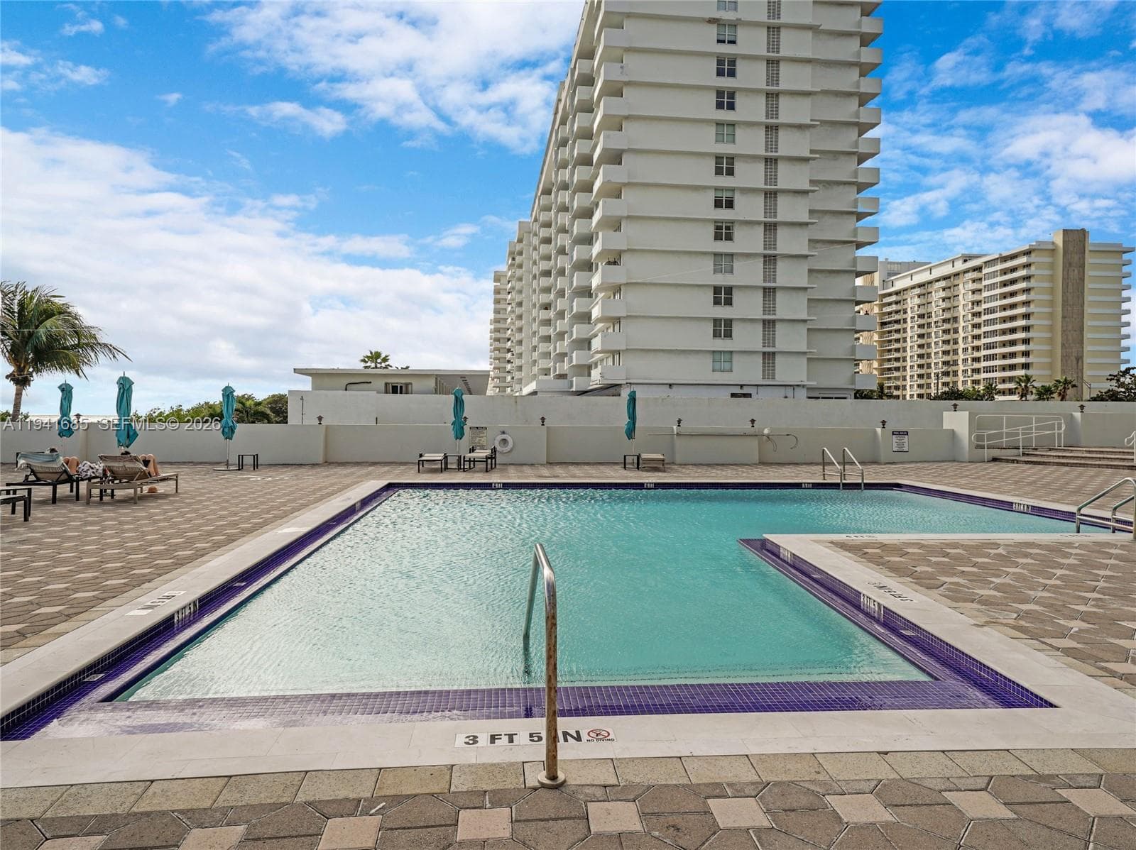 ARLEN BEACH CONDO · #1415 in Miami Beach - Photo 19